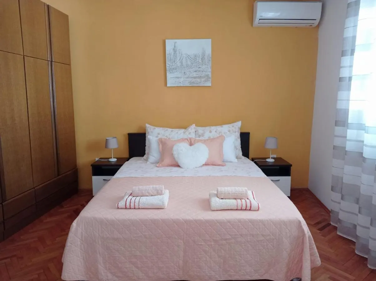 Apartments Bruno Split 0*,