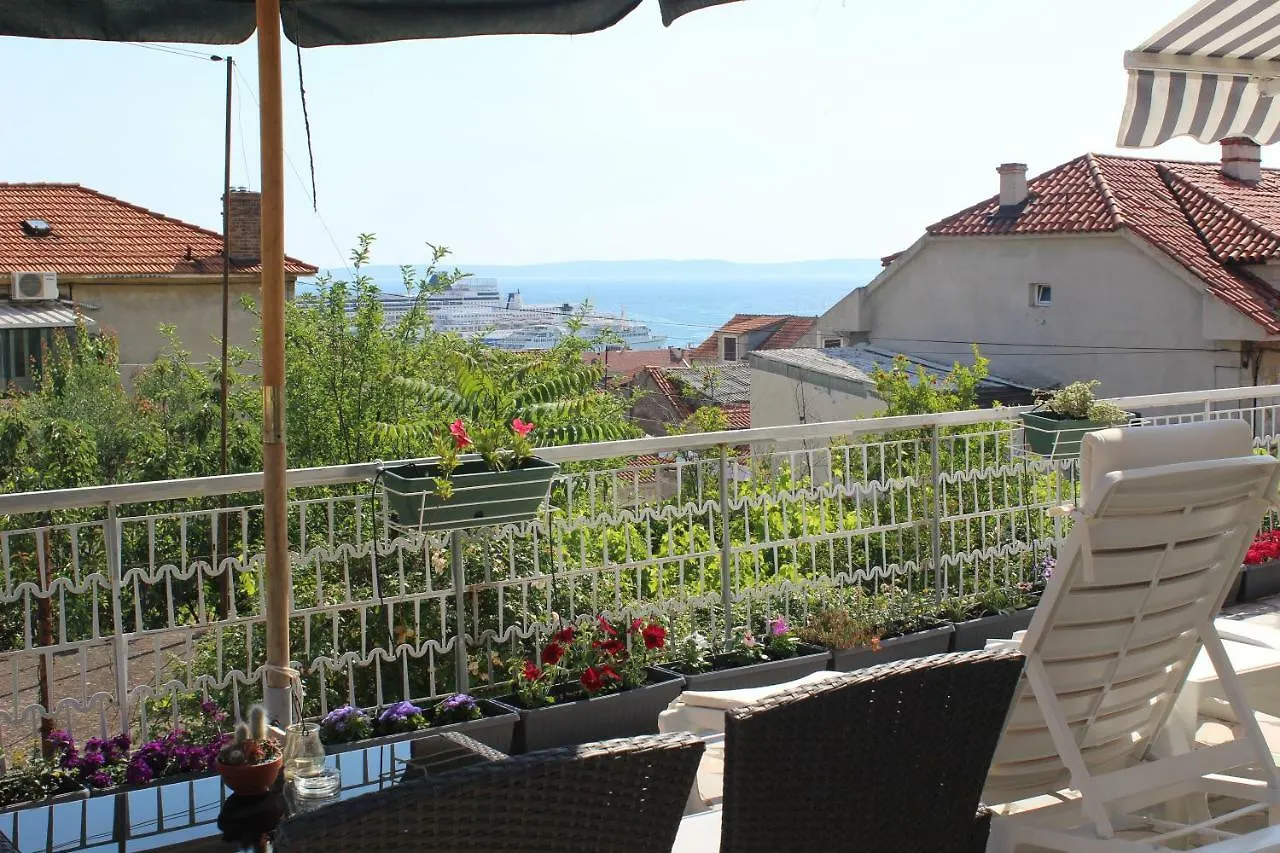 Apartments Bruno سبليت